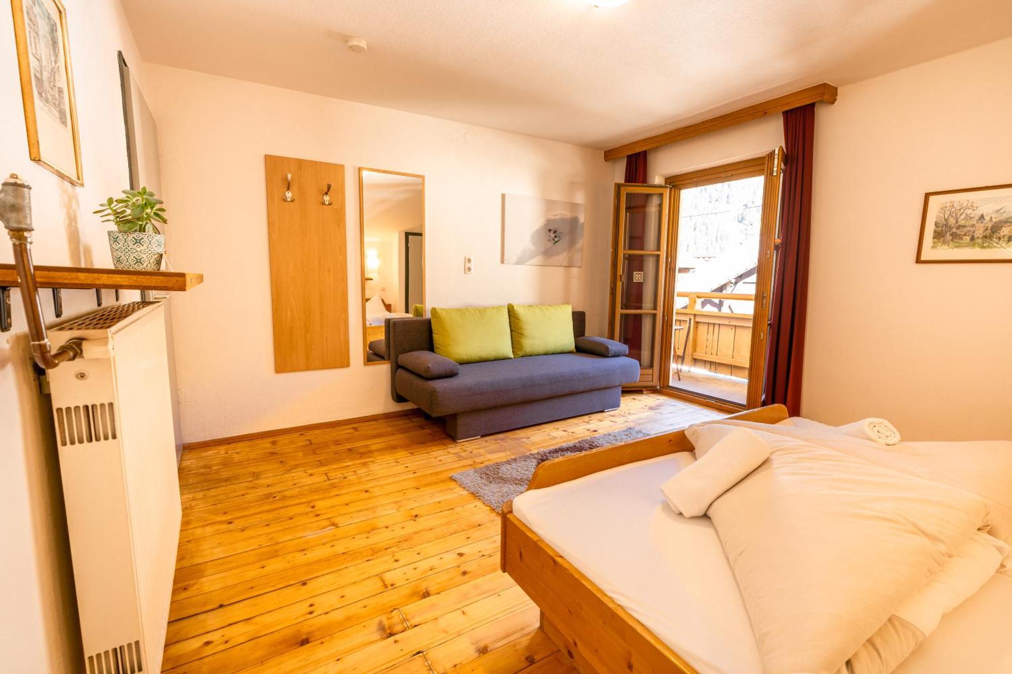 Das Cityhouse Mayrhofen Room photo