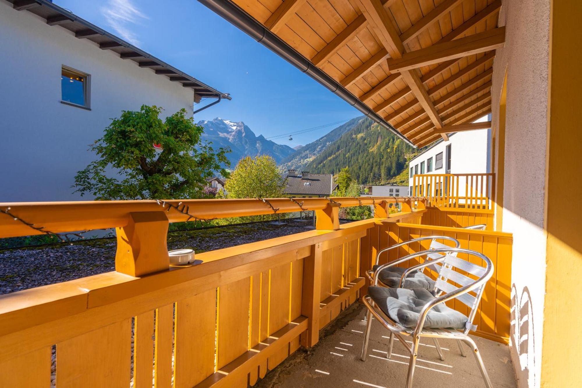 Das Cityhouse Mayrhofen Room photo