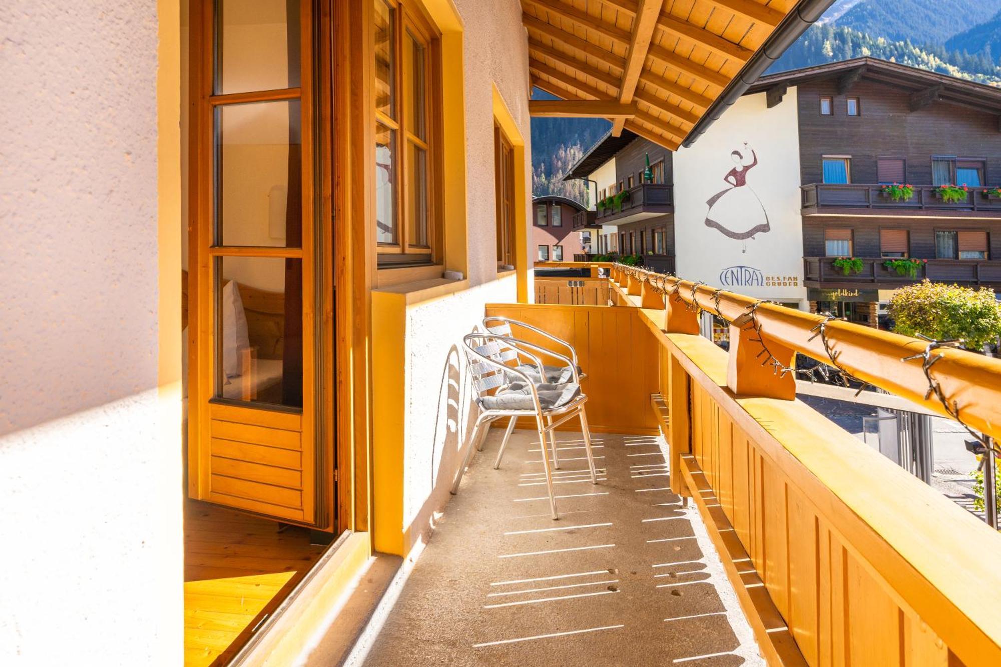 Das Cityhouse Mayrhofen Room photo